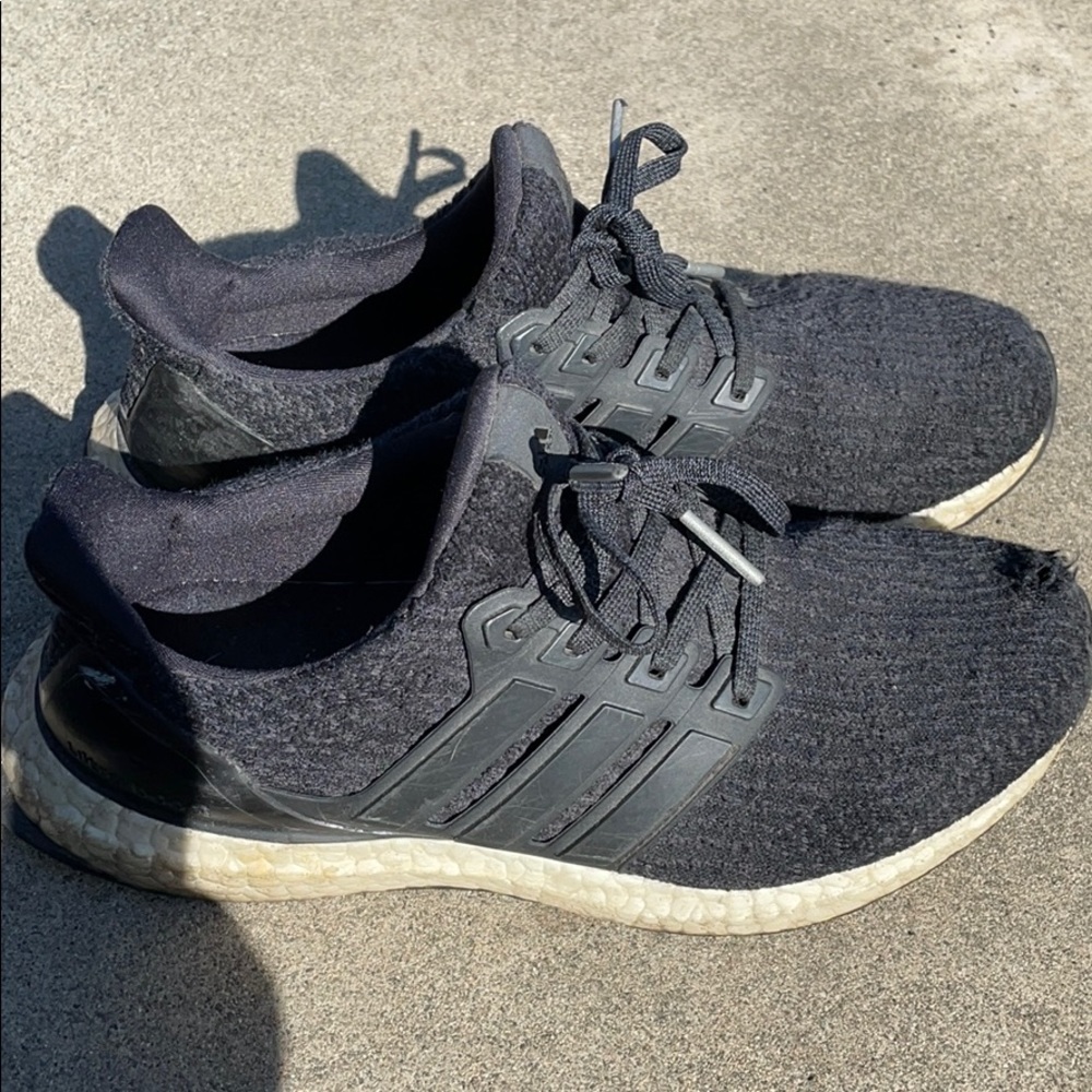 Adidas Ultraboost Boys 6/Womens 7.5